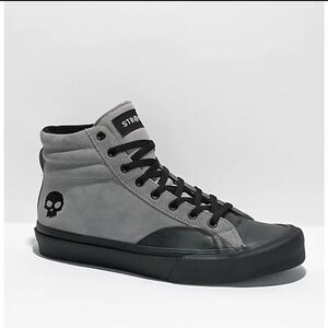 STRAYE Gray and Black Skull High-Top Sneakers